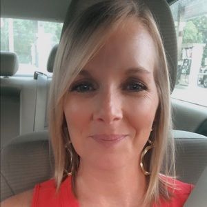 Meet your Posher, Catherine